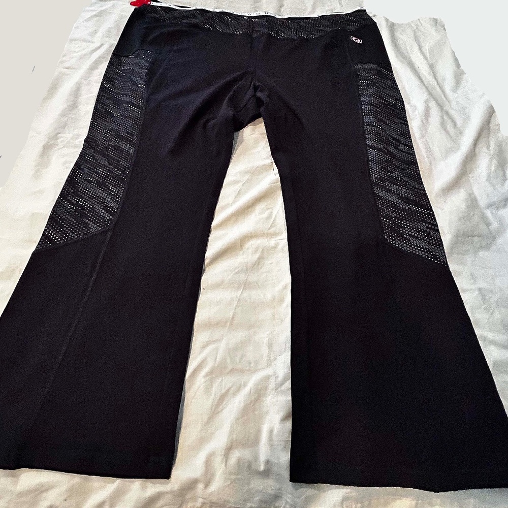YOGA PANT, BELL BOTTOMS, BLACK, SIZE 5X, PULL ON, PRINTED, ACTIVE ZONE ESSENTIAL